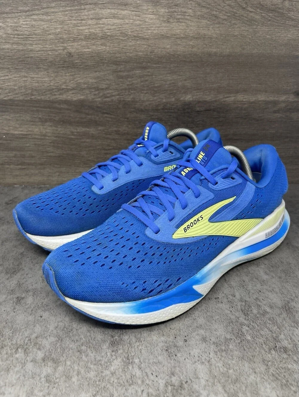 Brooks Adrenaline GTS 24 Mens Size 9.5 Blue Yellow GuideRails Running Shoes